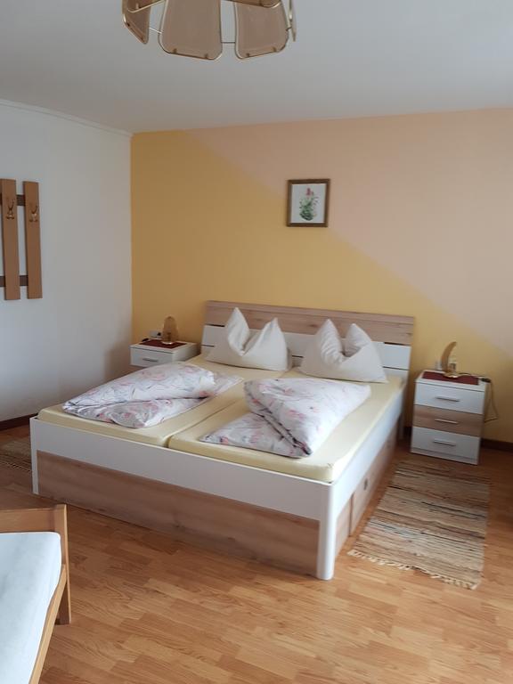 Landgasthof Astner Hotel Munster Bagian luar foto